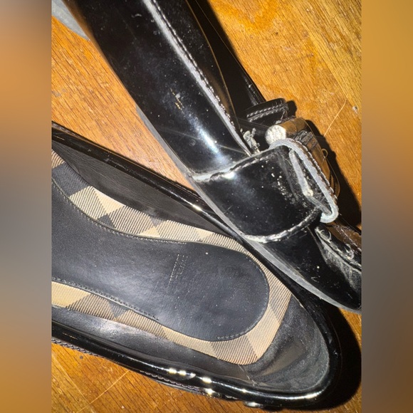 Burberry Buckle Strap Patent Leather Loafers - Picture 5 of 12
